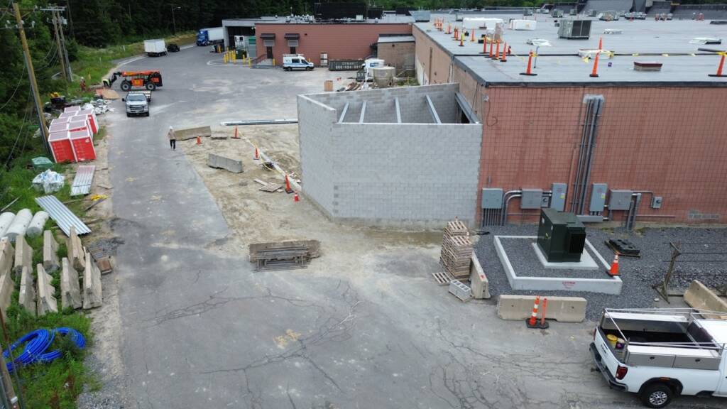 Market Basket North Andover back of site