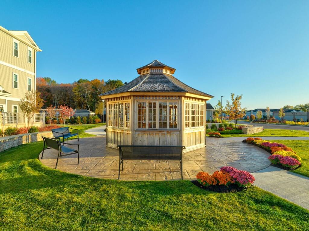 Edgemere Crossing gazebo with grass and walking path